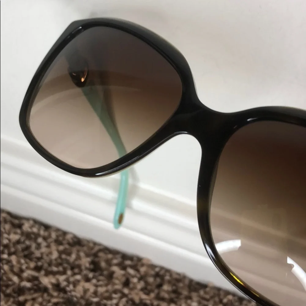 Tiffany & Co. Eyeglass Case in Signature Tiffany Blue